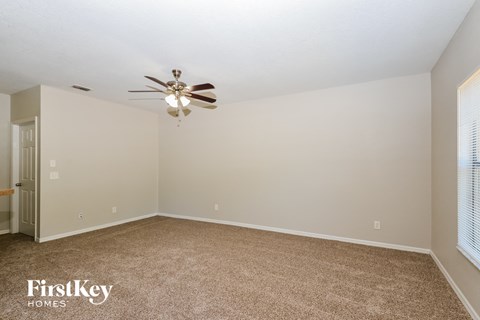 1523 S Cranberry 4 Beds Apartment for Rent