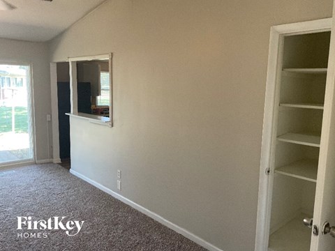1525 Aintree Dr 3 Beds Apartment for Rent