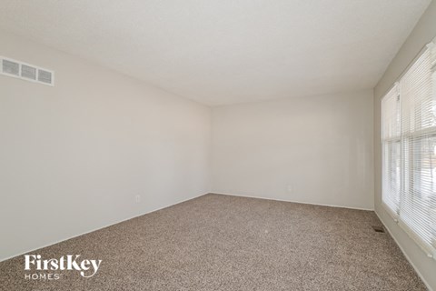 1560 Leisure Drive 3 Beds Apartment for Rent