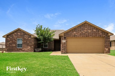 15636 Danson Dr 5 Beds Apartment for Rent
