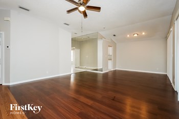 1568 Lake Breeze Dr 3 Beds House for Rent - Photo Gallery 4