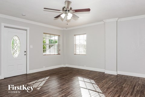 1579 NE 182 St 3 Beds Apartment for Rent