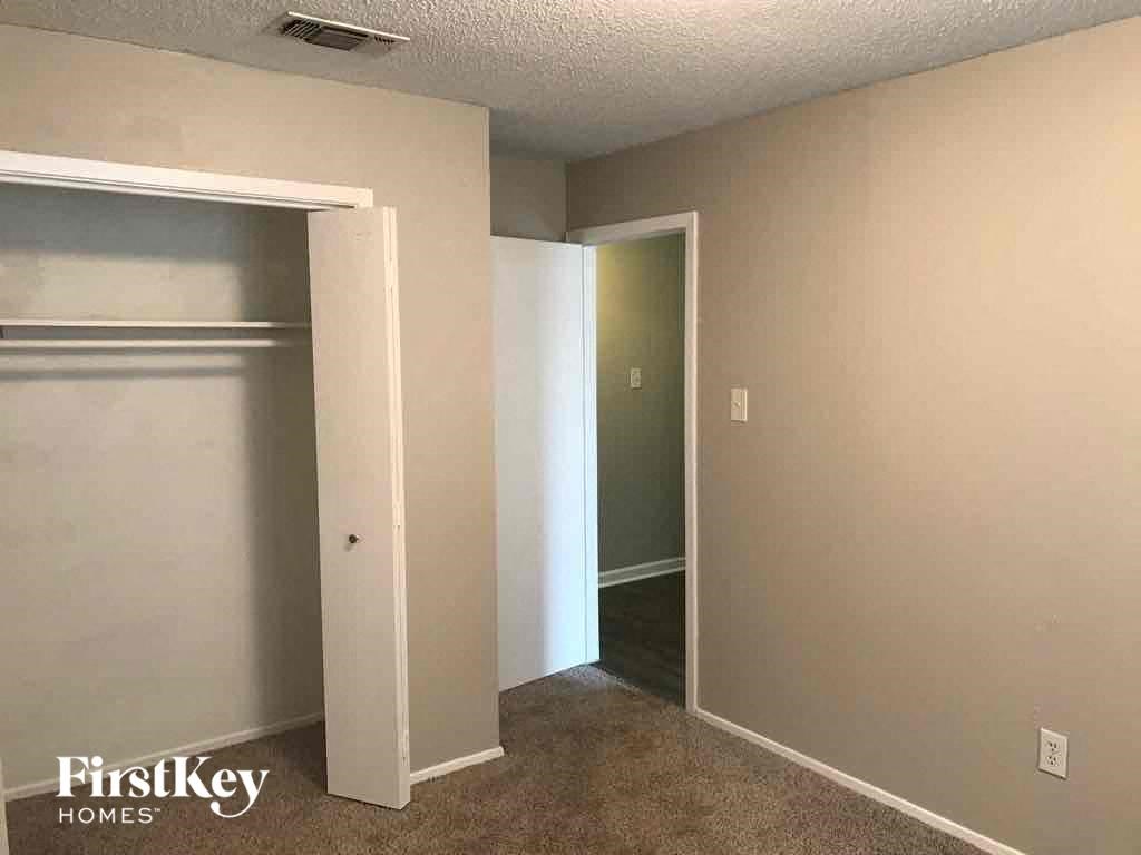 1602 Geraldine Ln 3 Beds House for Rent - Photo Gallery 14