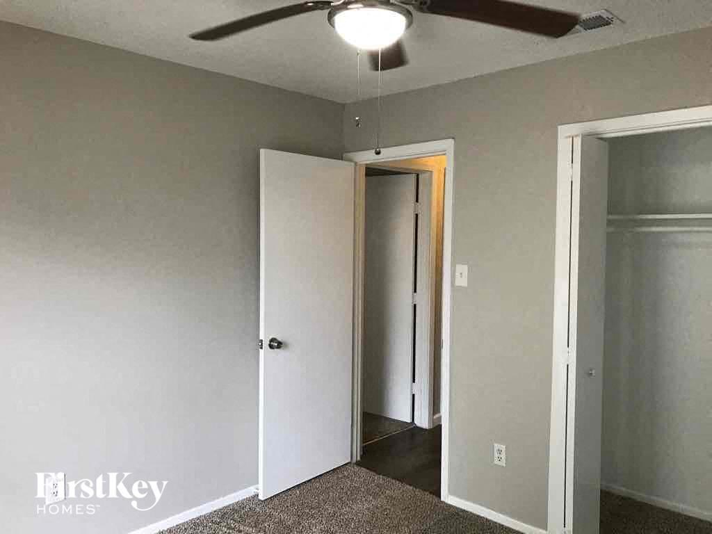 1602 Geraldine Ln 3 Beds House for Rent - Photo Gallery 16