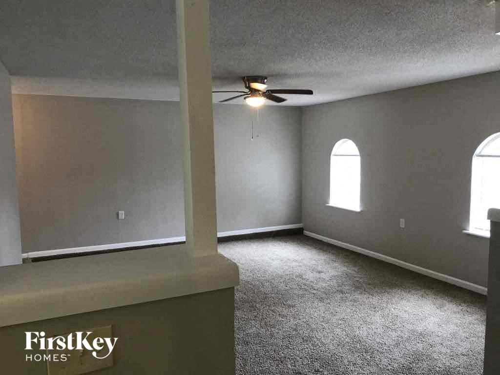 1602 Geraldine Ln 3 Beds House for Rent - Photo Gallery 2