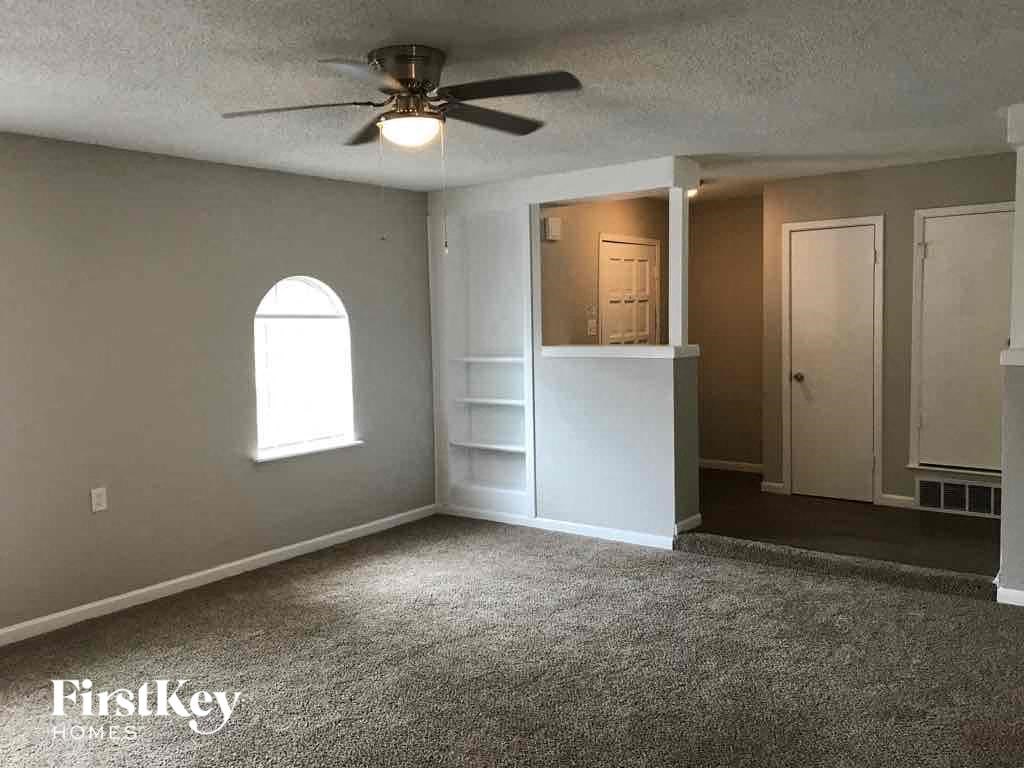 1602 Geraldine Ln 3 Beds House for Rent - Photo Gallery 4