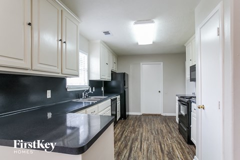 16217 Setting Sun 4 Beds Apartment for Rent