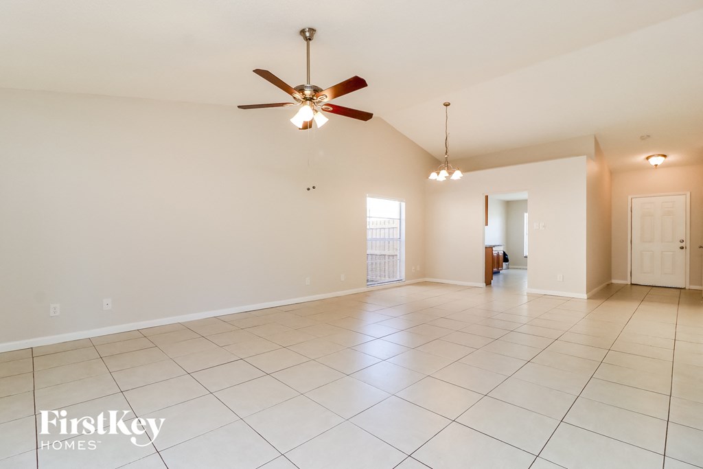 1625 Gardner Dr 3 Beds House for Rent - Photo Gallery 3