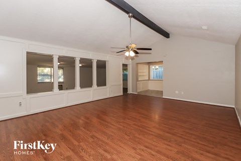 16310 Forest Bend Ave 3 Beds Apartment for Rent