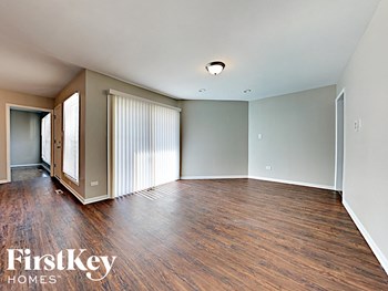 16322 Kenwood Ave 4 Beds House for Rent - Photo Gallery 11