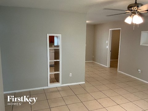 1633 Hayworth Rd 2 Beds Apartment for Rent