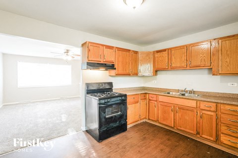 16403 Marshfield Ave 3 Beds Apartment for Rent