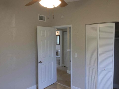 16410 NW 20 Ave 4 Beds House for Rent - Photo Gallery 10