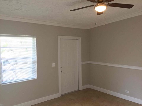 16410 NW 20 Ave 4 Beds House for Rent - Photo Gallery 3