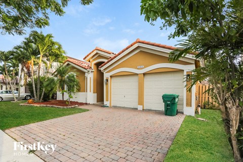 16436 Sw 67 Terrace 4 Beds Apartment for Rent