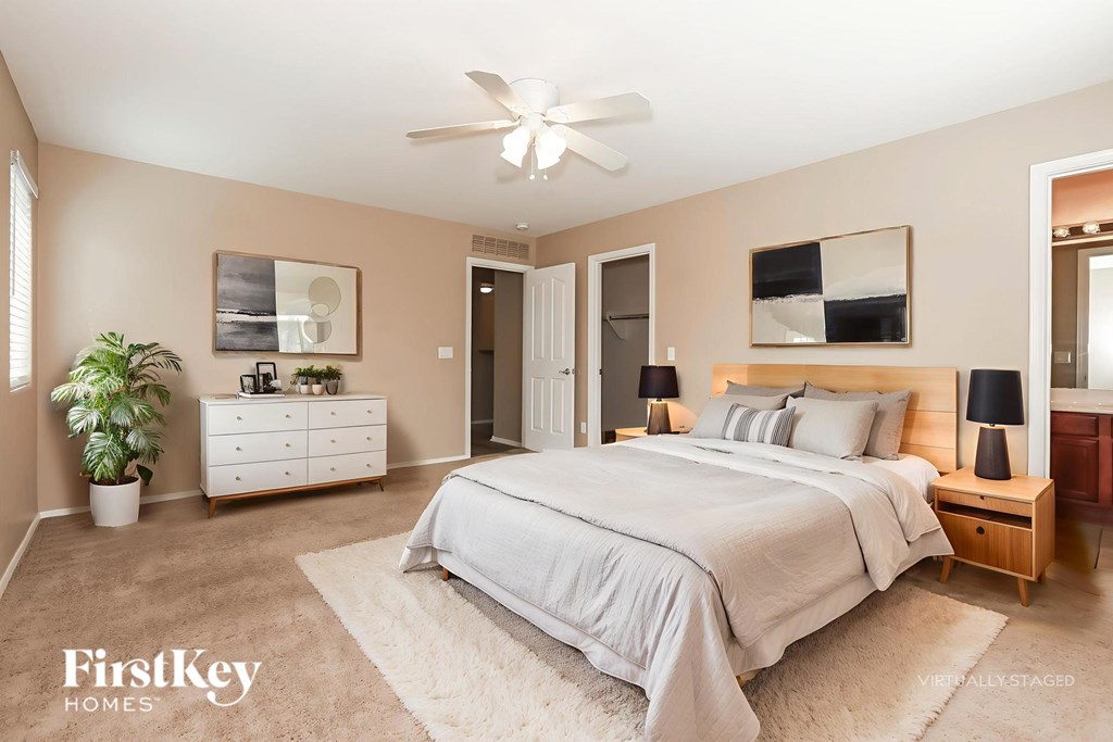 1671 E Maddison Cir 3 Beds House for Rent - Photo Gallery 12