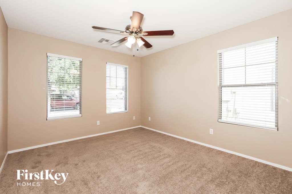 1671 E Maddison Cir 3 Beds House for Rent - Photo Gallery 15