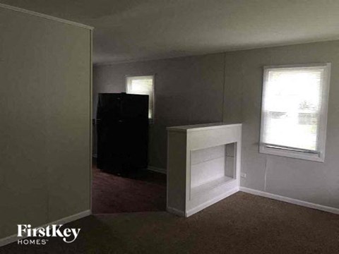 16784 Bulger Ave 3 Beds Apartment for Rent