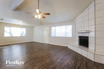 16818 Selder Drive 3 Beds House for Rent - Photo Gallery 5