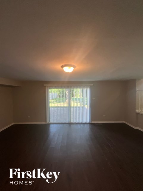 16817 Ellis Ave 4 Beds Apartment for Rent