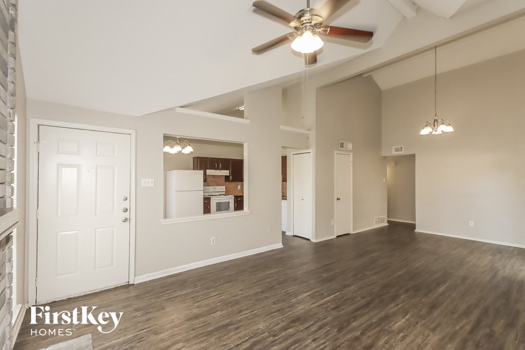 16914 Kilwinning Drive 3 Beds House for Rent - Photo Gallery 3