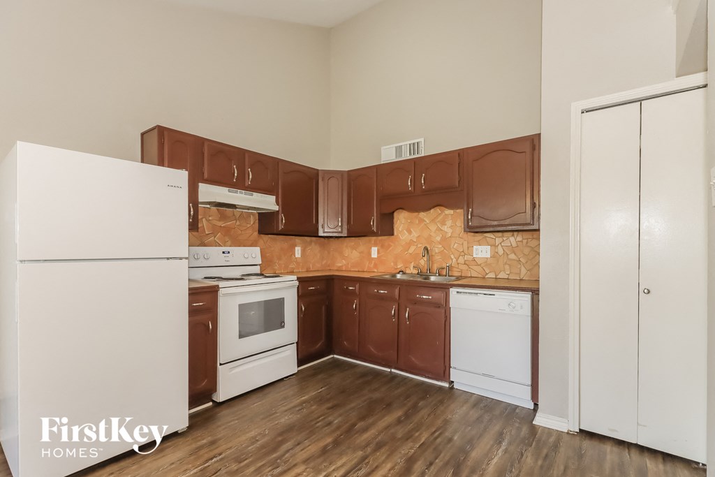 16914 Kilwinning Drive 3 Beds House for Rent - Photo Gallery 5