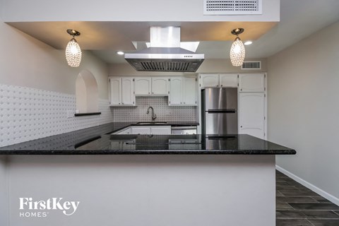 1707 S Hardy Dr 3 Beds Apartment for Rent