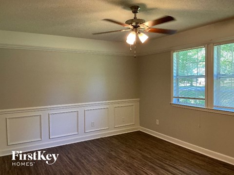 1716 Virginia St 3 Beds Apartment for Rent