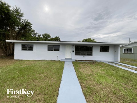 17300 NW 12Th Ave 4 Beds Apartment for Rent