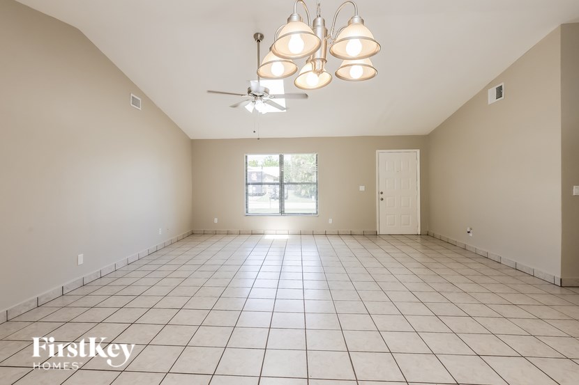 17365 Homewood Road 3 Beds House for Rent - Photo Gallery
