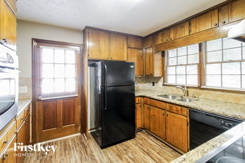 1739 Killian Hill Road SW 4 Beds Apartment for Rent