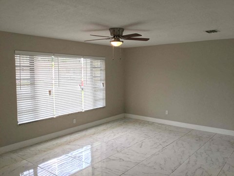 17413 NW 48 Pl 4 Beds Apartment for Rent