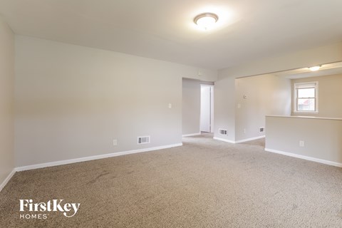 17503 Greenbay Ave 3 Beds Apartment for Rent