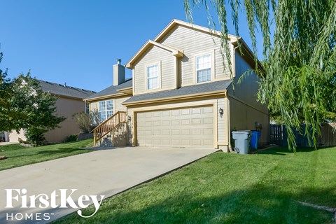 17534 W 111Th Ter 4 Beds Apartment for Rent