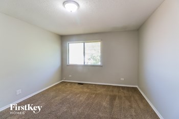 1772 Howe Ln 3 Beds House for Rent - Photo Gallery 8
