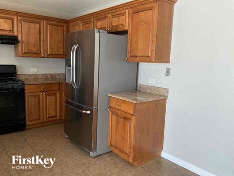 17808 State Line Ave 4 Beds Apartment for Rent