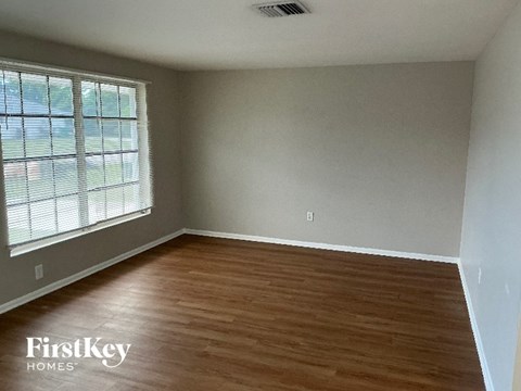 18336 Twilite Ave 2 Beds Apartment for Rent