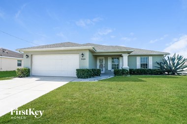 1838 Diplomat Pkwy W 3 Beds Apartment for Rent