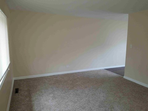 18642 W Karen Lane 3 Beds Apartment for Rent