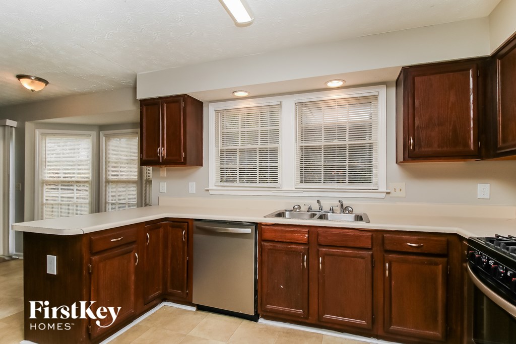 1877 Wedgewood Drive 4 Beds House for Rent - Photo Gallery 8