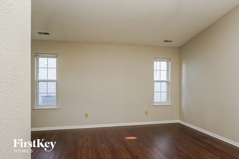1880 Long Lake Drive 3 Beds Apartment for Rent