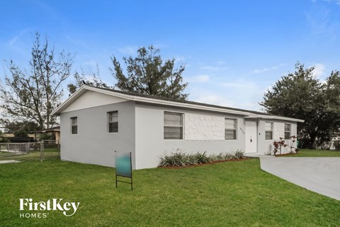 18931 NW 33Rd Pl 4 Beds Apartment for Rent