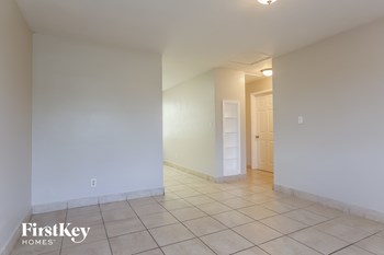 1901 SW 67th Ter 2 Beds House for Rent - Photo Gallery 5