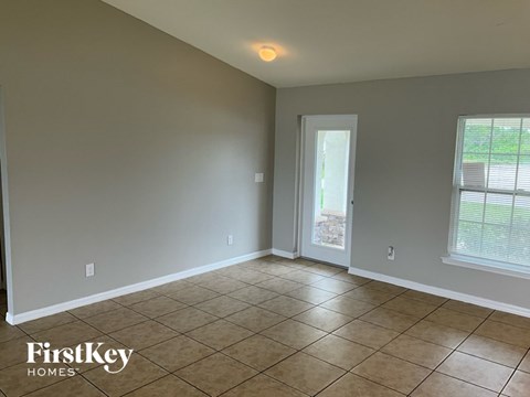 1909 NW 17 Ter 4 Beds Apartment for Rent
