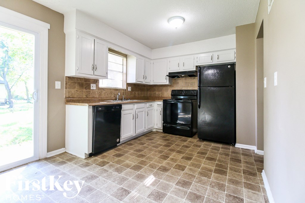 1913 Karlton Way Excelsior Springs, MO 64024 Rentals Excelsior