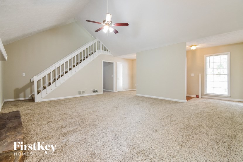 1930 Fernwood Drive 4 Beds House for Rent - Photo Gallery 2