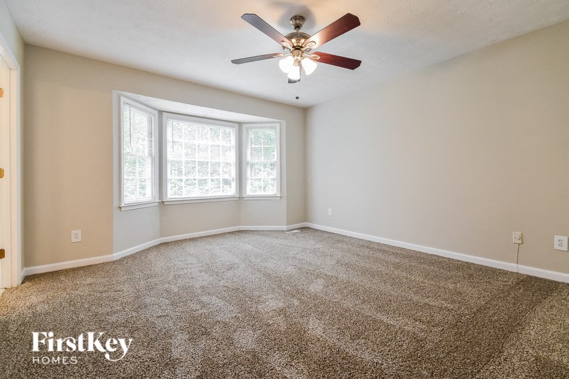 1930 Fernwood Drive 4 Beds House for Rent - Photo Gallery 9