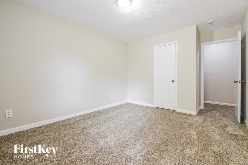 1930 Fernwood Drive 4 Beds House for Rent - Photo Gallery 12