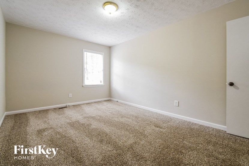 1930 Fernwood Drive 4 Beds House for Rent - Photo Gallery 13