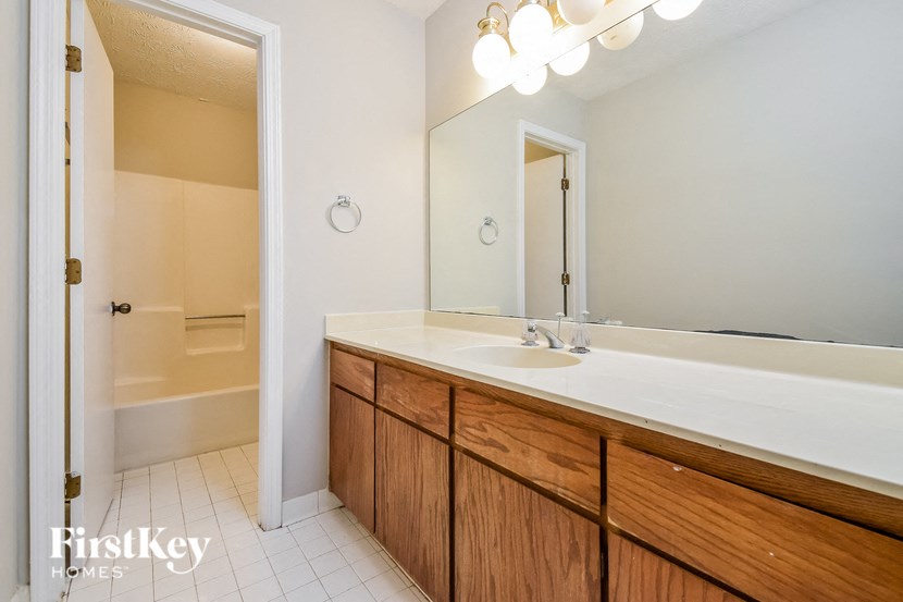 1930 Fernwood Drive 4 Beds House for Rent - Photo Gallery 14